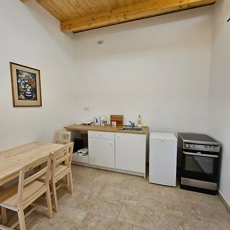 Csillagoesveny Lovasudvar Vendeghaz 아파트 Vasarosbec